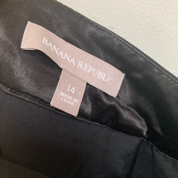 Banana Republic tweed pencil skirt - Picture 3 of 6